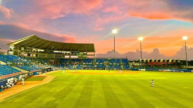 Building Photo - 156 SW Peacock Blvd