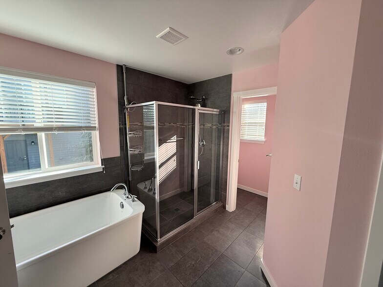 Building Photo - 3528 192nd Pl SE