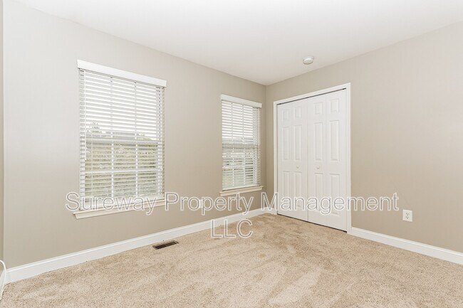 Building Photo - 1704 Delancey Way