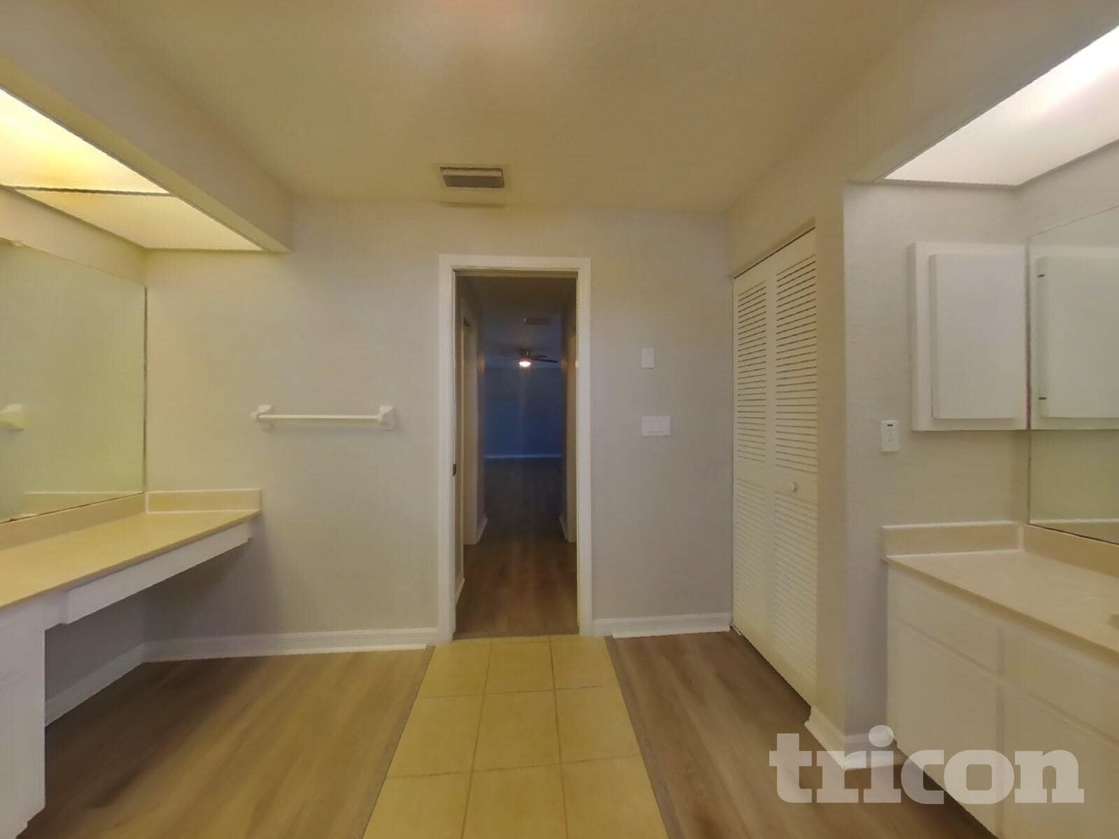 Building Photo - 26429 Asuncion Dr