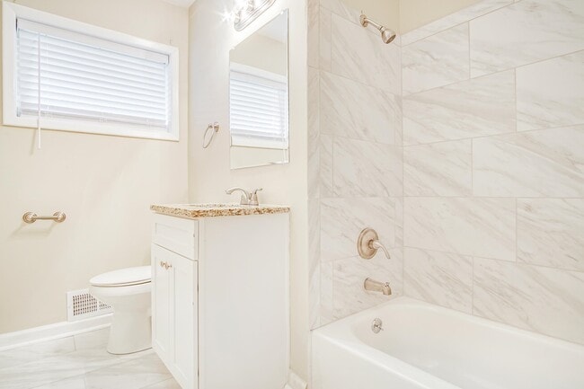 Building Photo - 3693 Larkspur Terrace