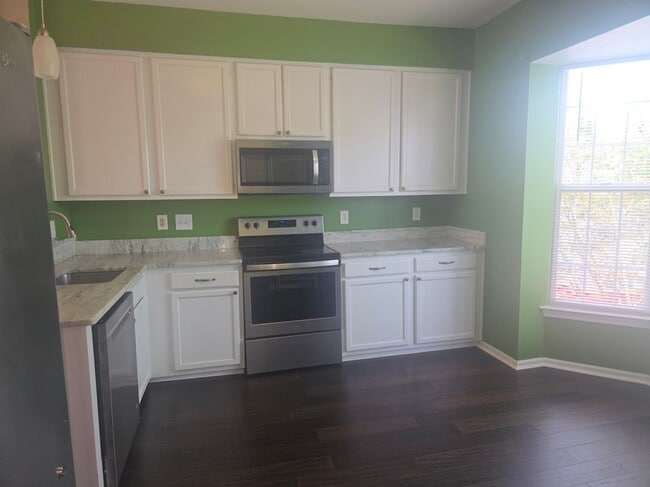 Building Photo - 1227 Rockland Ct