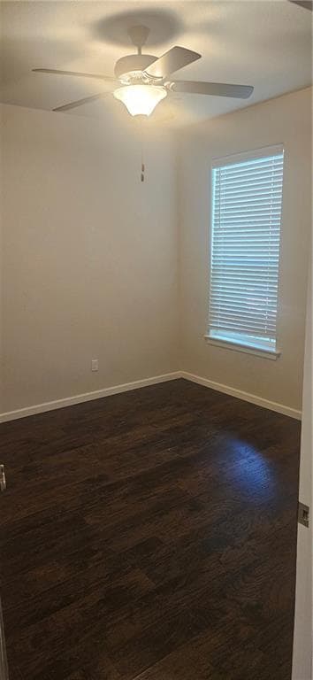 Building Photo - 302 Emerald Woods