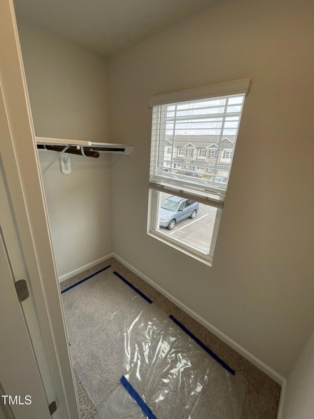 Building Photo - 1059 Peony Ln