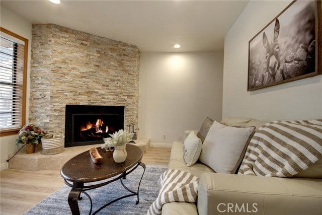 Building Photo - 430 E Country Club Blvd