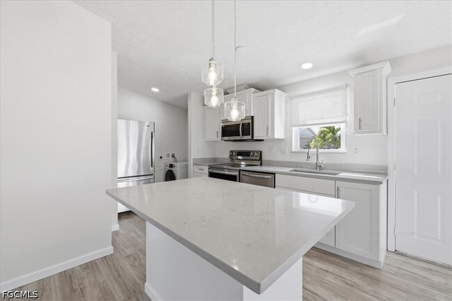 Building Photo - 730 Chippewa Trail