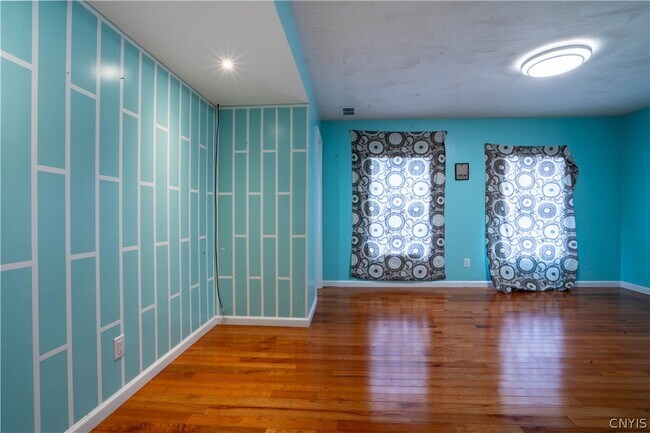 Building Photo - 312 Eastern Ave