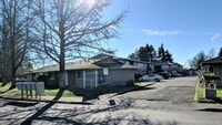 Building Photo - (905) Draper Apartments - 3 Bed / 1.5 Bath...