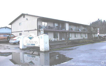 Building Photo - Arbors 112