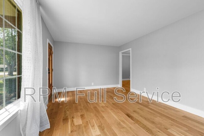 Building Photo - 8057 Arbor Dr