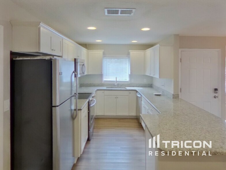 Building Photo - 1091 Gantt Ave