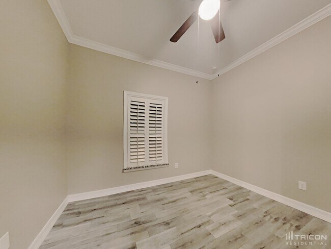 Building Photo - 175 Eppinger Dr