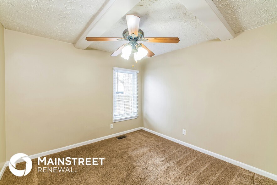 Building Photo - 1422 Longfield Ave