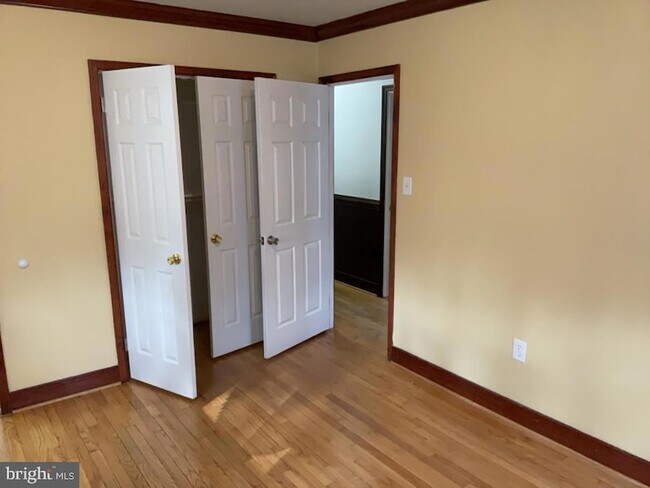 Building Photo - 6920 Groveton Dr