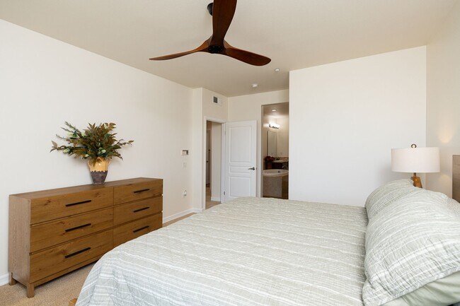 Building Photo - 3 Bedroom + 2 Bathroom Condo | Seabridge | Oxnard | Unfurnished