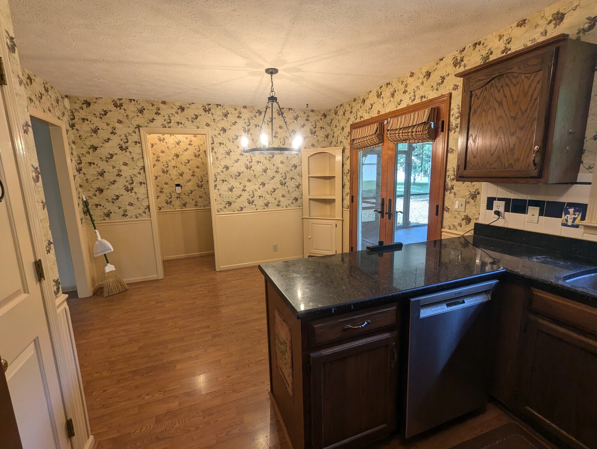 Building Photo - 316 Southwinds Dr