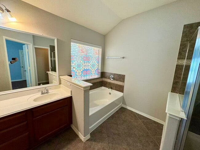 Building Photo - 6418 Black Bamboo Ln