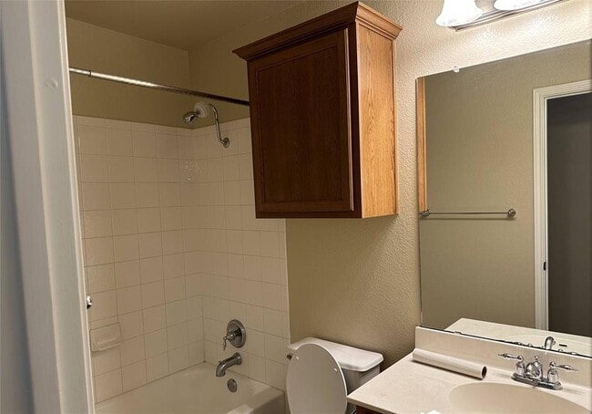 Building Photo - 10214 Maydelle Dr