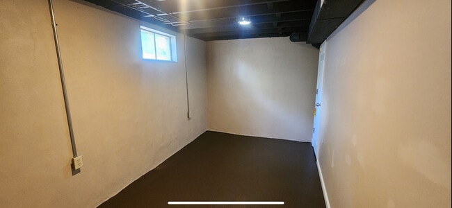Building Photo - 3412 Winnland Dr