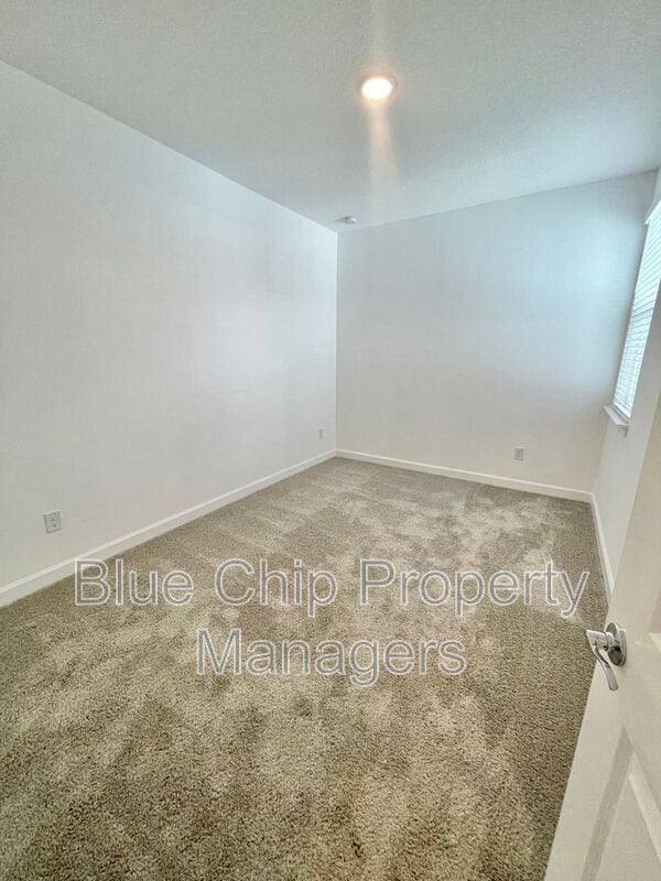 Building Photo - 12101 Via Caselli Ln