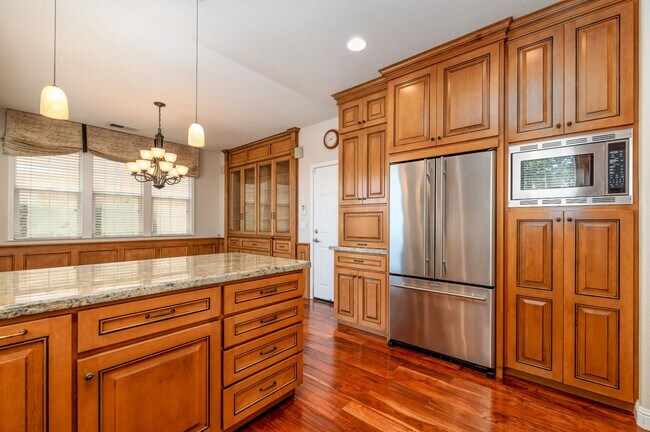 Building Photo - 3102 Cassia Ct
