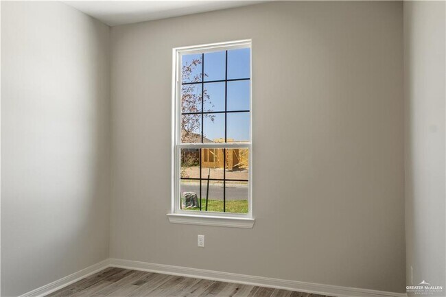 Building Photo - 21 Chalk Rdg Dr