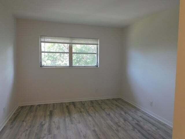 Building Photo - 640 SE 2nd Ave