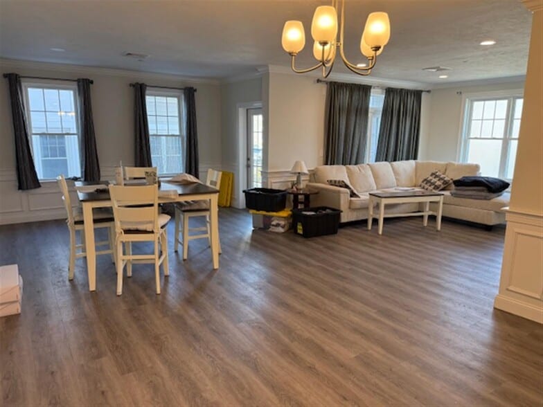 Building Photo - 70 Woodruff Ave