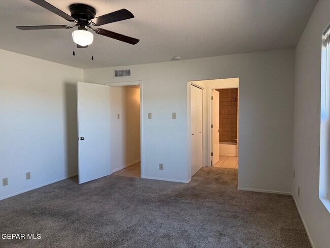 Building Photo - 293 Atlantic Rd