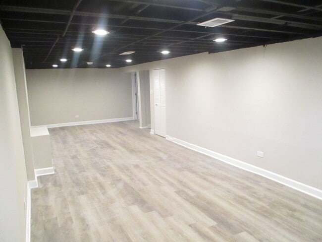 Building Photo - 1738 Ballentine St