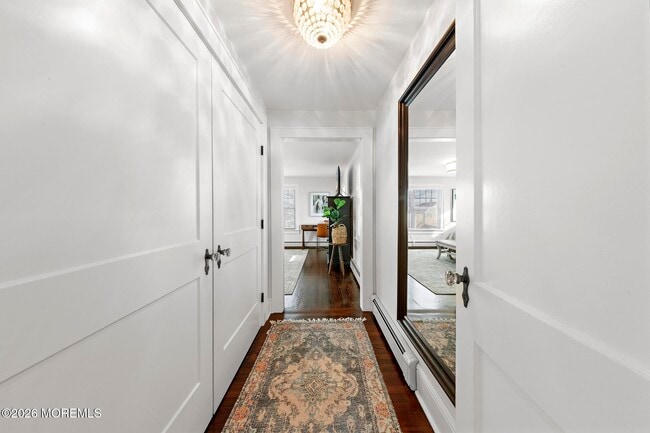 Building Photo - 49 Jackson St