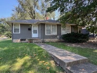 Building Photo - 2302 S Broadview St
