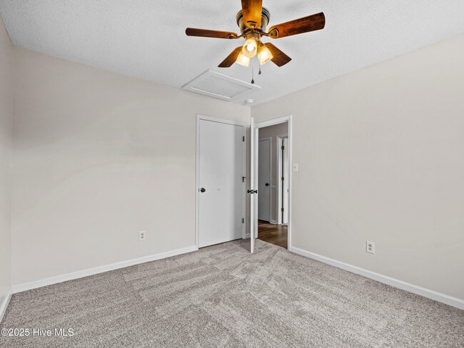 Building Photo - 3002 E Windgate Ct