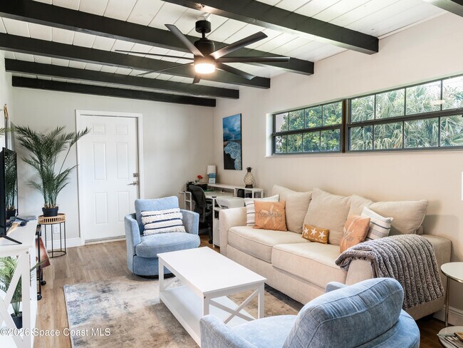 Building Photo - 135 Melaleuca Dr