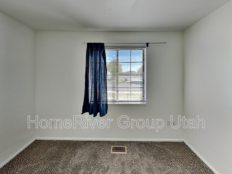 Building Photo - 1058 W 1100 N