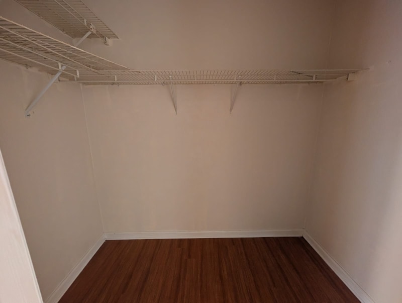 Building Photo - 1736 Augustine Pl