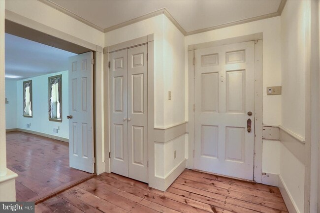 Building Photo - 4551 Colebrook Rd