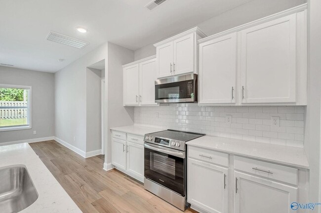 Building Photo - 147 Ivy Vine Dr