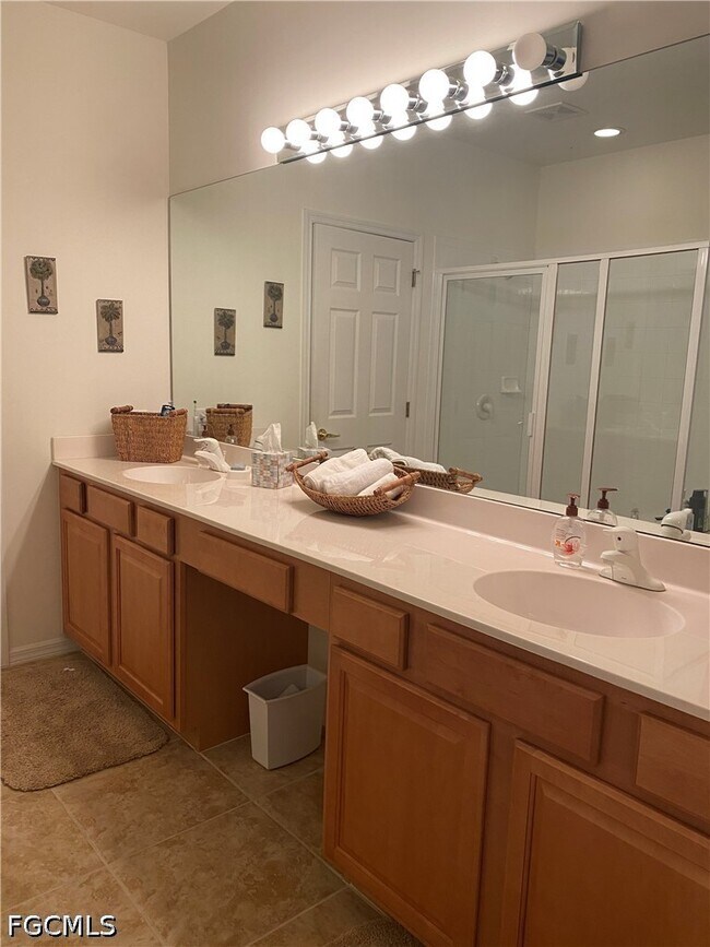 Building Photo - 11012 Mill Creek Way