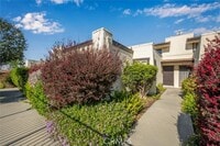 Building Photo - 5764 Laguna Way