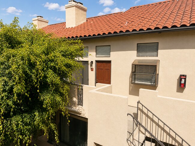Building Photo - 3744 Arnold Ave