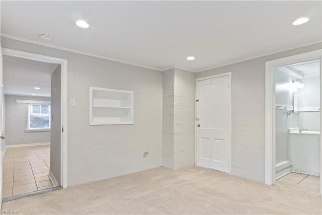 Building Photo - 108 Cooley Rd