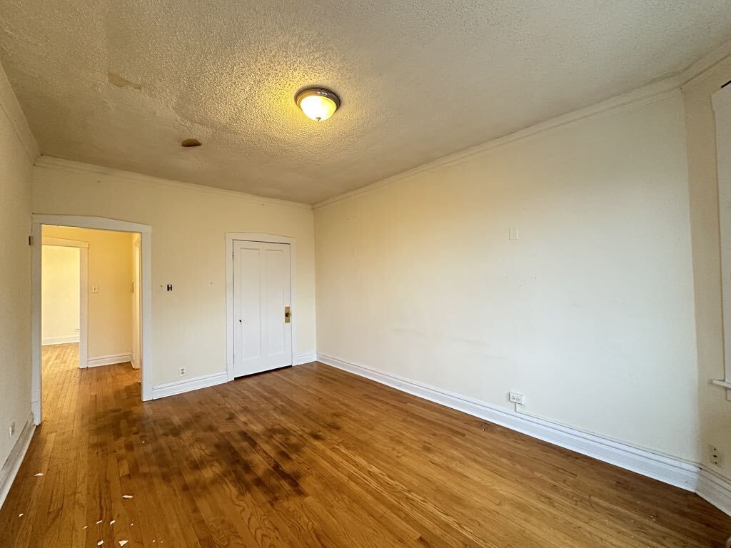 Building Photo - 1542 N Kedzie Ave