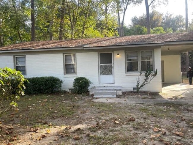 Primary Photo - Section 8 Accepted on the 3 bedroom, 1 bath home.