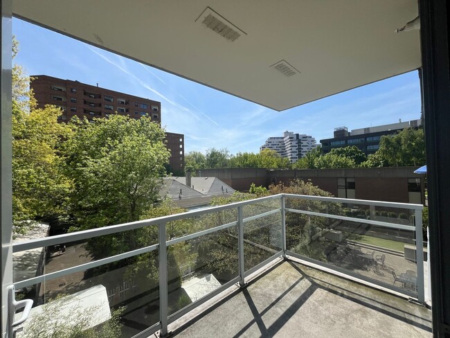 Building Photo - Benson Tower Condo in the Heart of Downtow...
