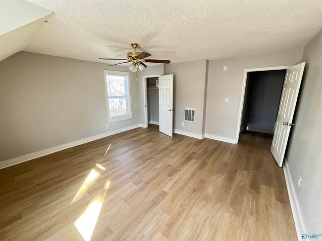 Building Photo - 3505 Bradley Huntsville St