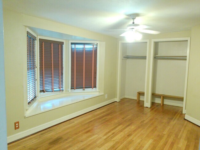 Building Photo - 3425 Monterrey St