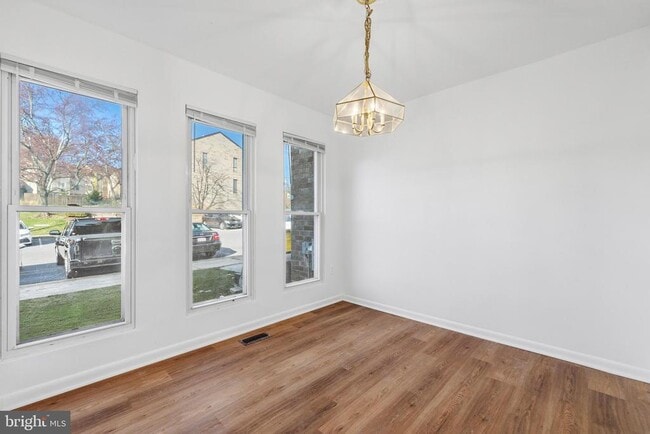 Building Photo - 6911 Cipriano Woods Ct