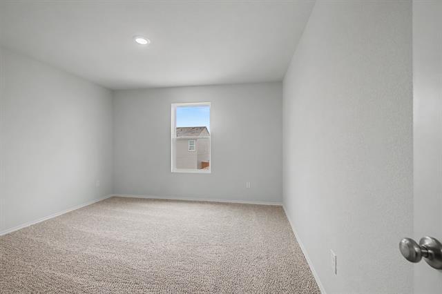 Building Photo - 213 Arbor Ct