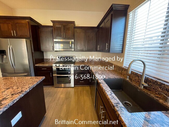 Building Photo - Now Leasing!! Gorgeous 3bd/2ba Single Story Home In Rocklin!